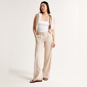 Abercrombie & Fitch Linen blend Wide-Leg Tailored Pants, size 2 short